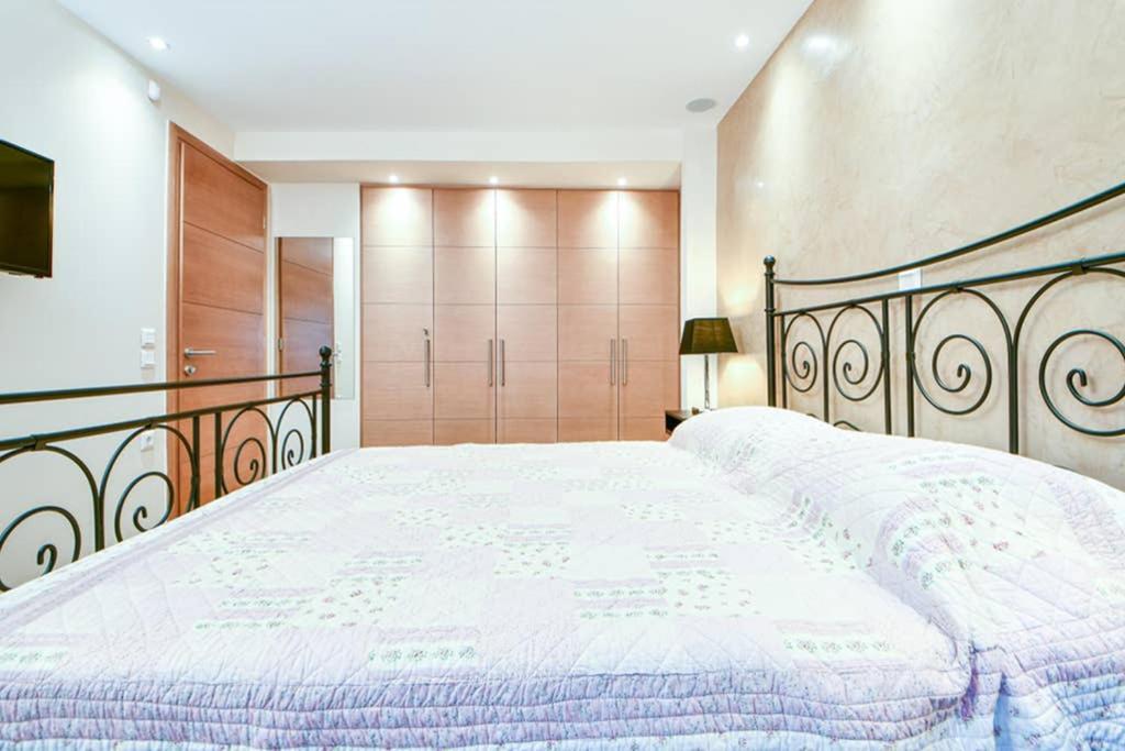 Modern Hospitality, With Private Garden, Athens Apartment Exterior foto